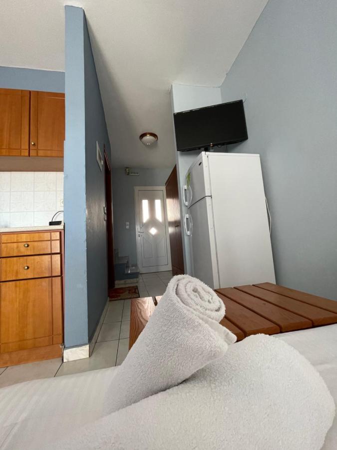 Artemis Hotel Apartments Керамоти Екстериор снимка