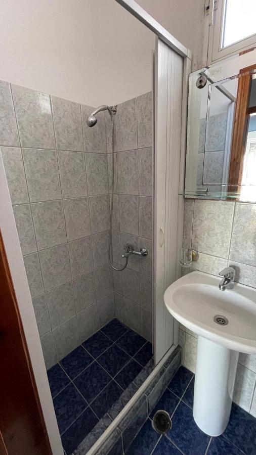 Artemis Hotel Apartments Керамоти Екстериор снимка